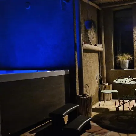A Pasturella, Jacuzzi Holiday home *